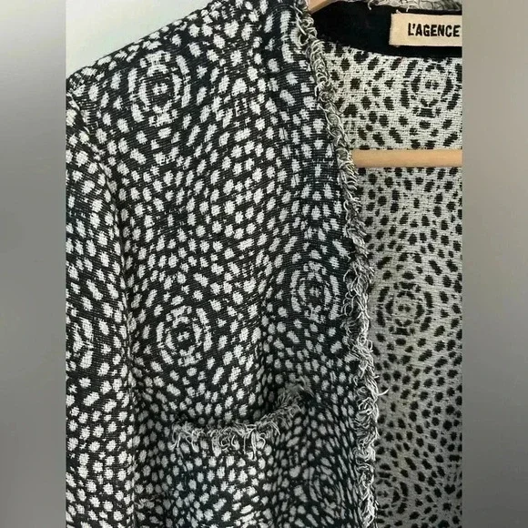 L’AGENCE Tweed Fringe Cropped black/ white blazer Jacket Sz 8 Veronica beard - Picture 4 of 10